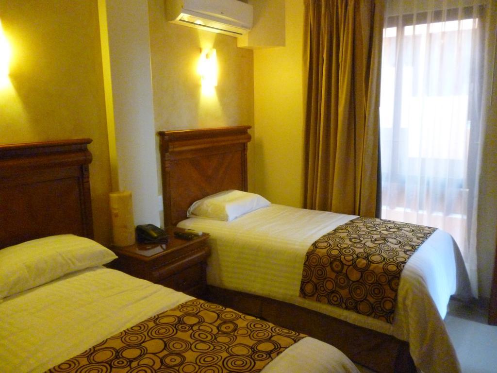 Quinta Roca Hotel Oaxaca الغرفة الصورة